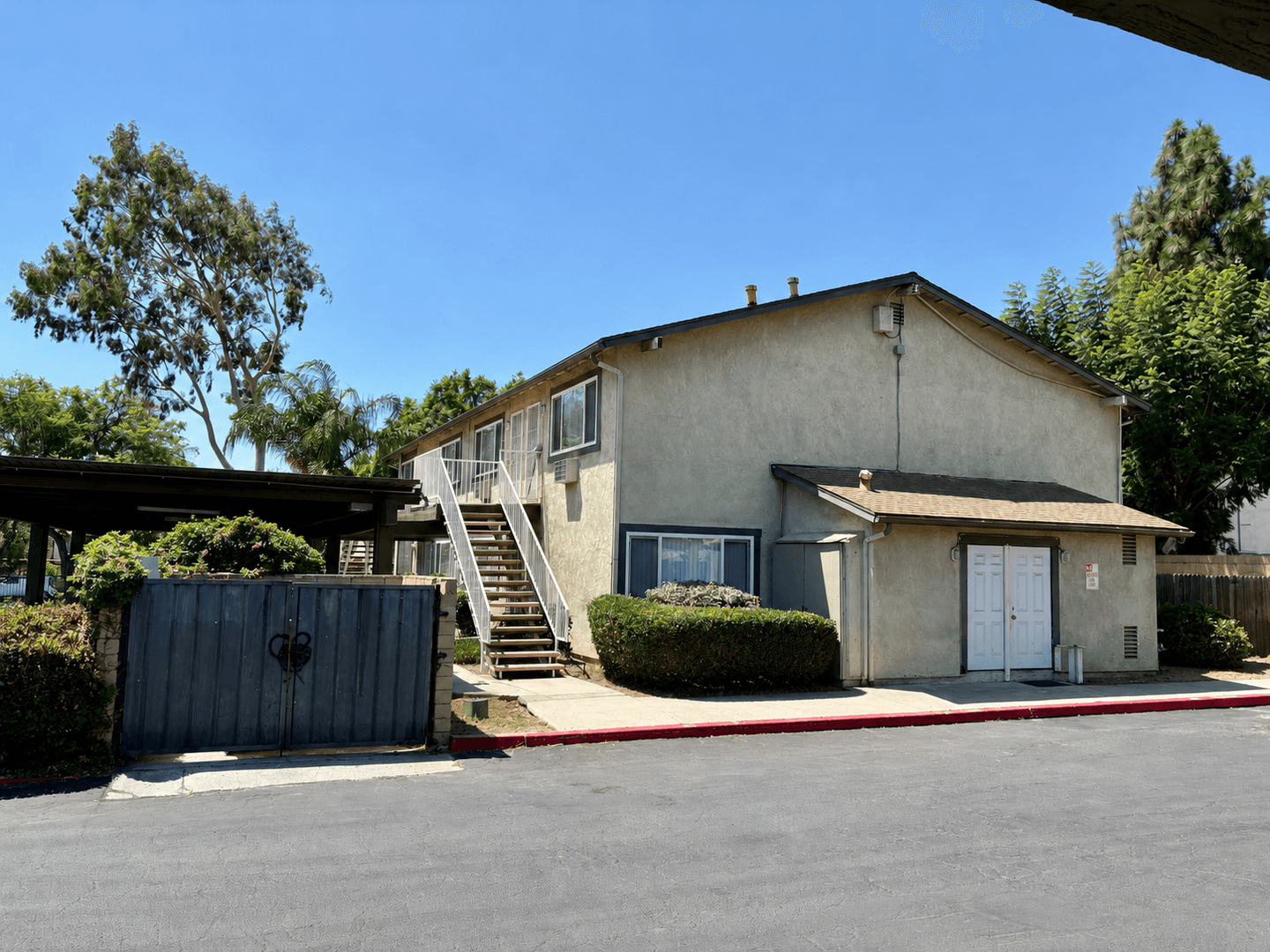 Ontario Apartment: 1009 E. Deodar St. - C