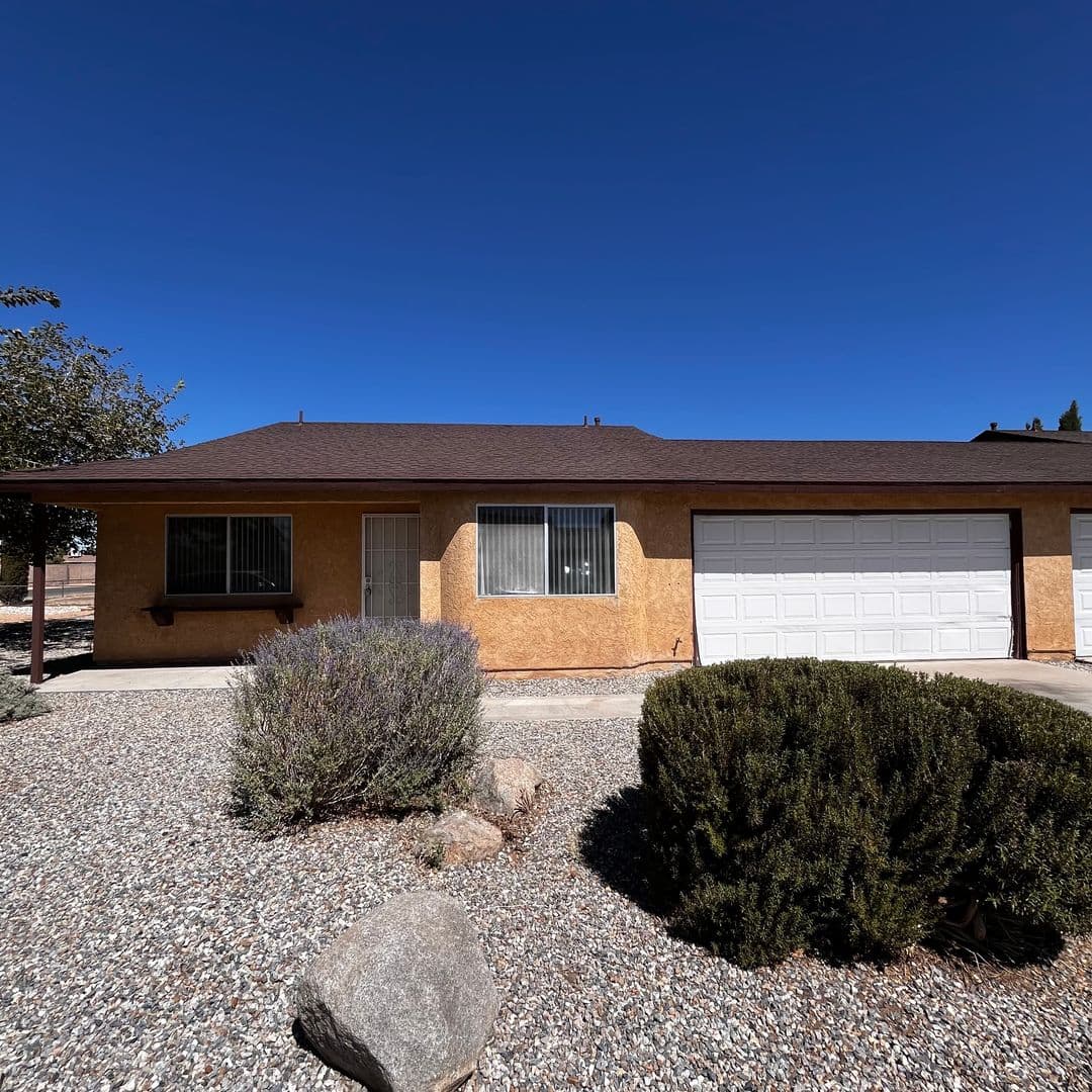 Apple Valley Apartment: 13151 Lakota Rd