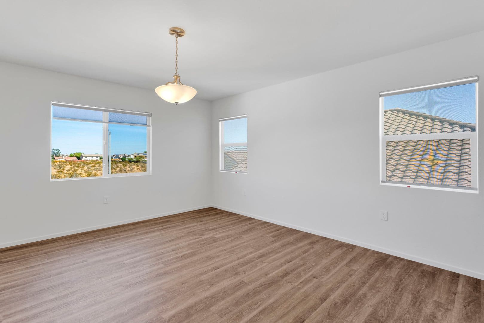 Adelanto House: 11712 Sebastian Rd