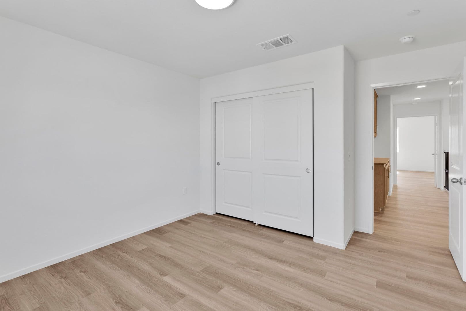 Adelanto House: 11715 Sebastian Rd