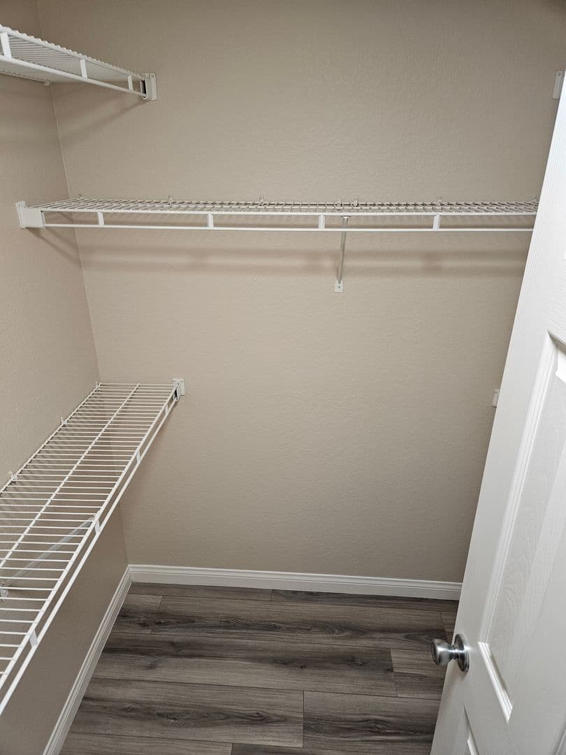 Adelanto House: 10850 Euclid St