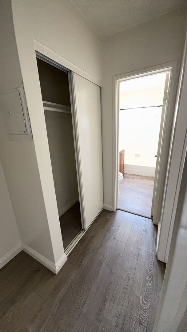Alhambra Apartment: 225 W. Palmetto Dr