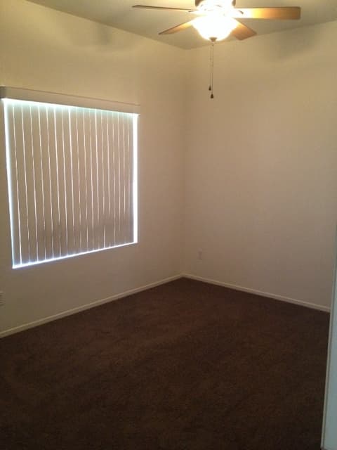 Victorville House: 13785 Rafael Way