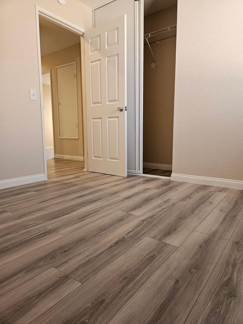 Adelanto House: 10850 Euclid St