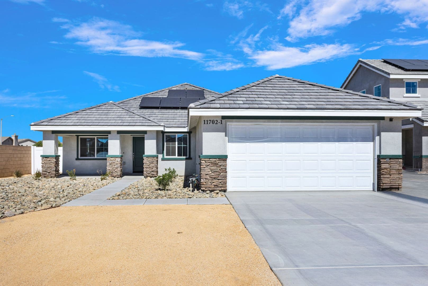 Adelanto House: 11702 Sebastian Rd