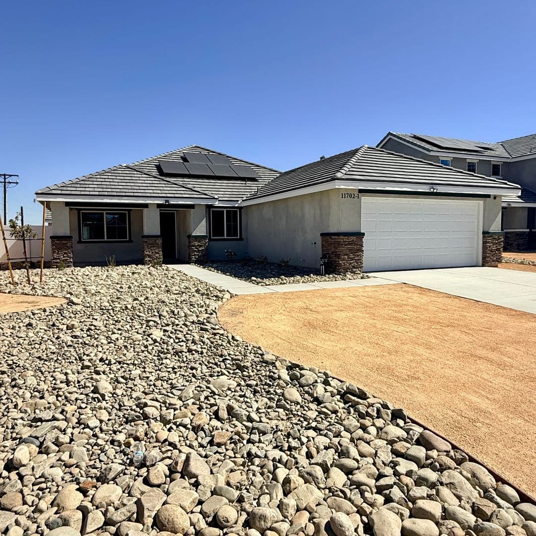 Adelanto House: 11702 Sebastian Rd