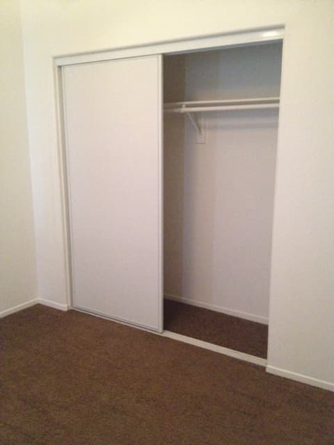 Victorville House: 13785 Rafael Way