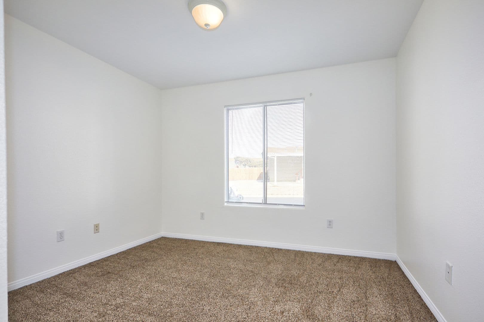 Barstow House: 25029 Avenida Laredo