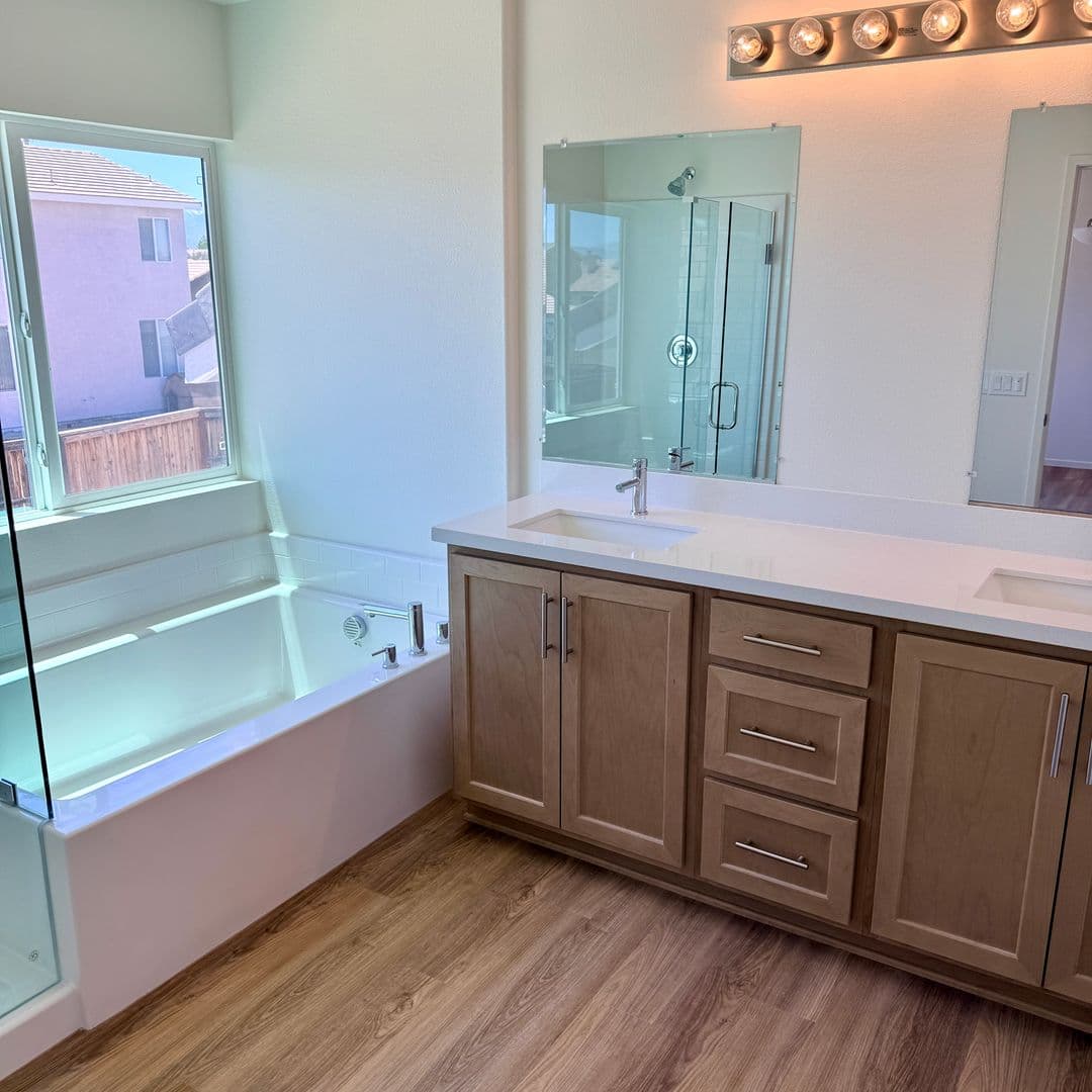 Adelanto House: 11715 Sebastian Rd