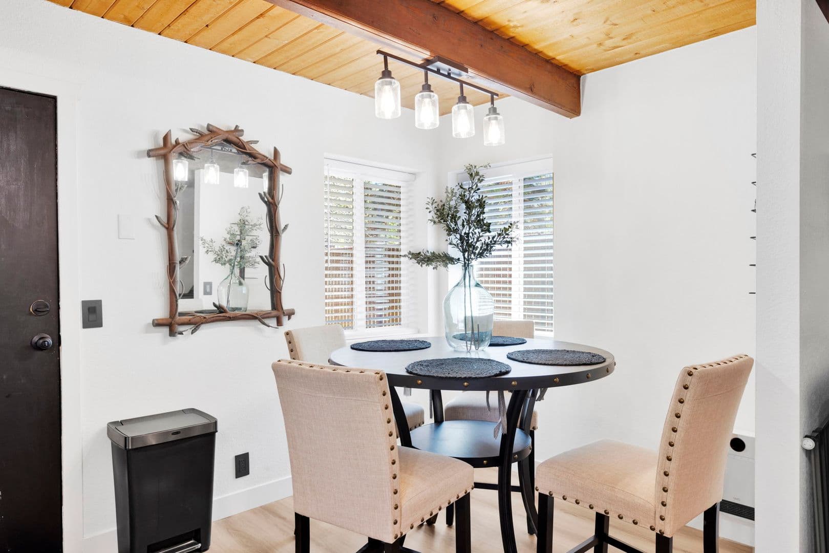 Big Bear House: 279 Los Angeles Ave