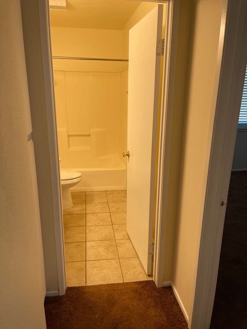 Apple Valley Apartment: 12715 Navajo Place