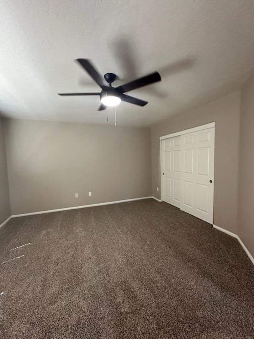 Hesperia House: 17789 Chestnut St