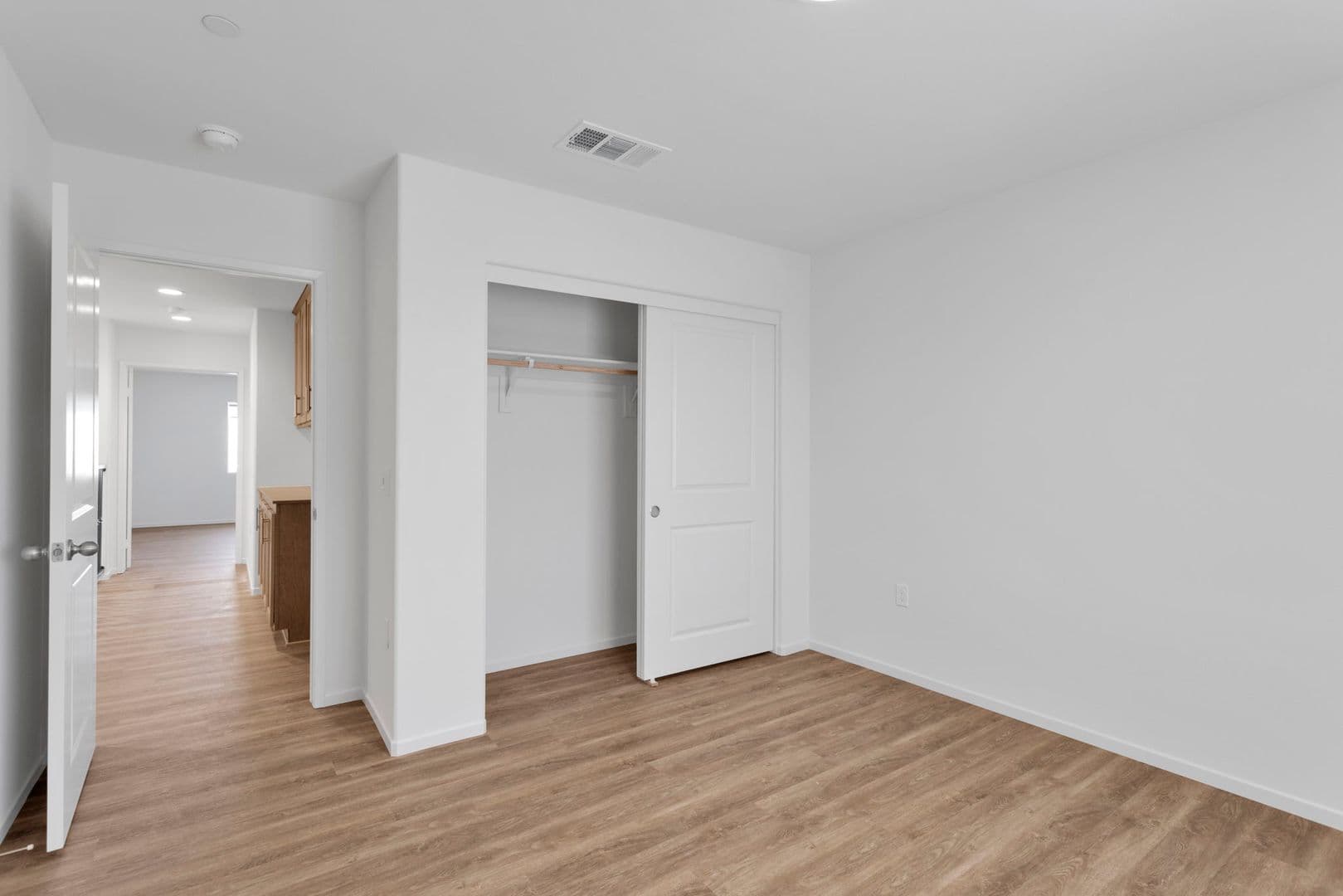 Adelanto House: 11712 Sebastian Rd