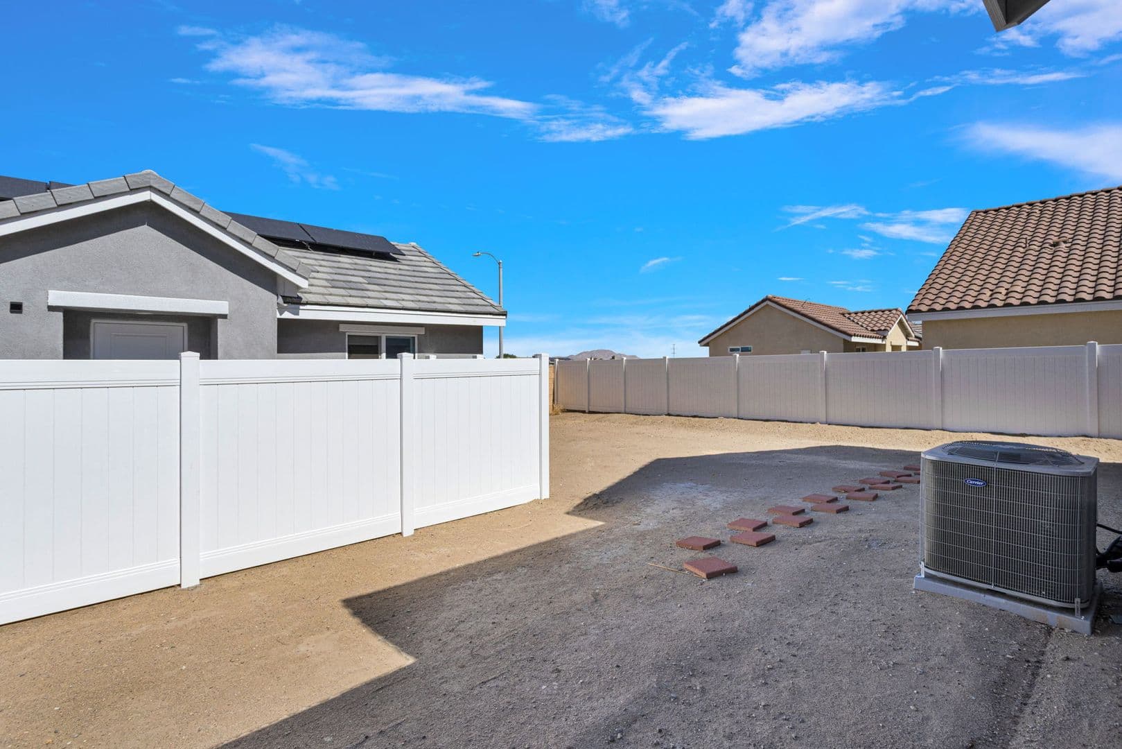 Adelanto House: 11712 Sebastian Rd