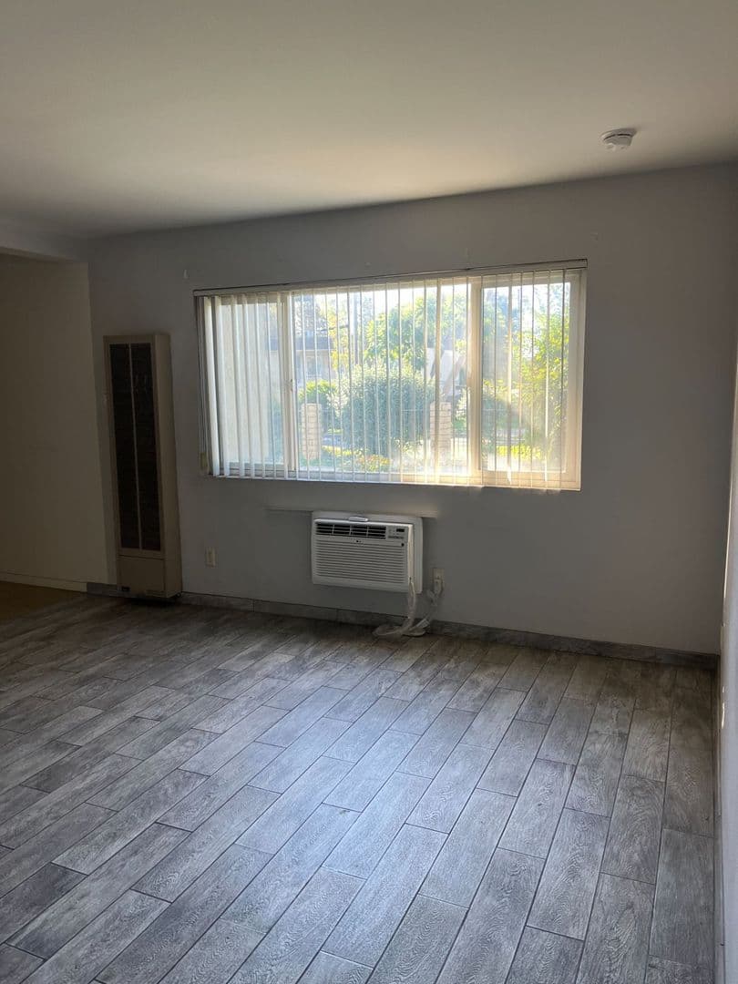 Ontario Apartment: 1007 E. Deodar St. - D