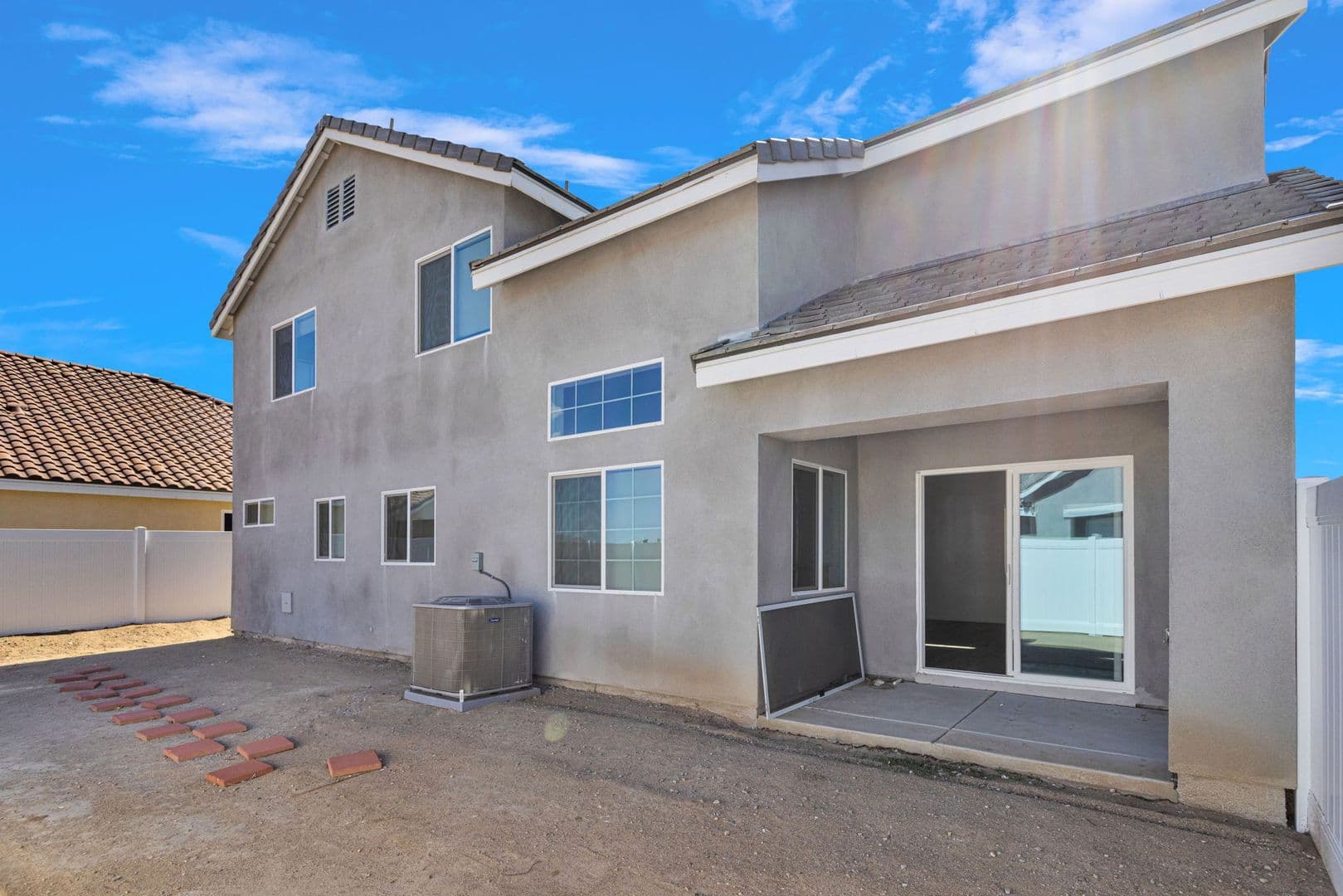 Adelanto House: 11712 Sebastian Rd