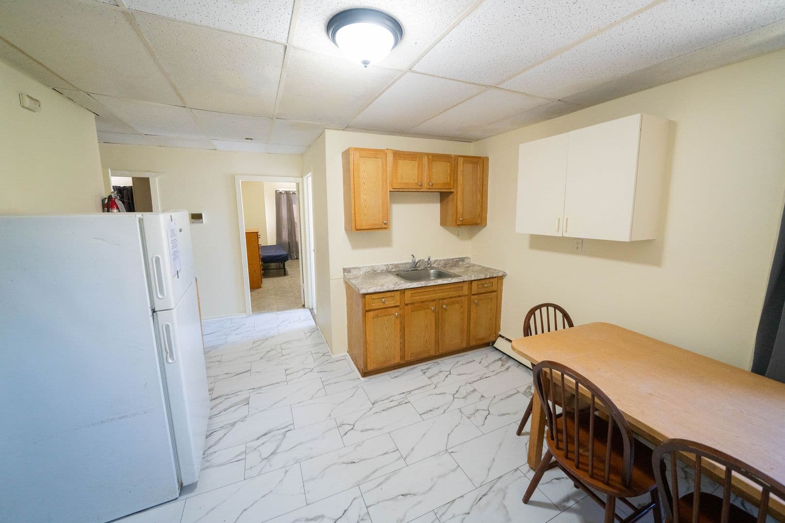 Holyoke Apartment: 7 Franklin Street