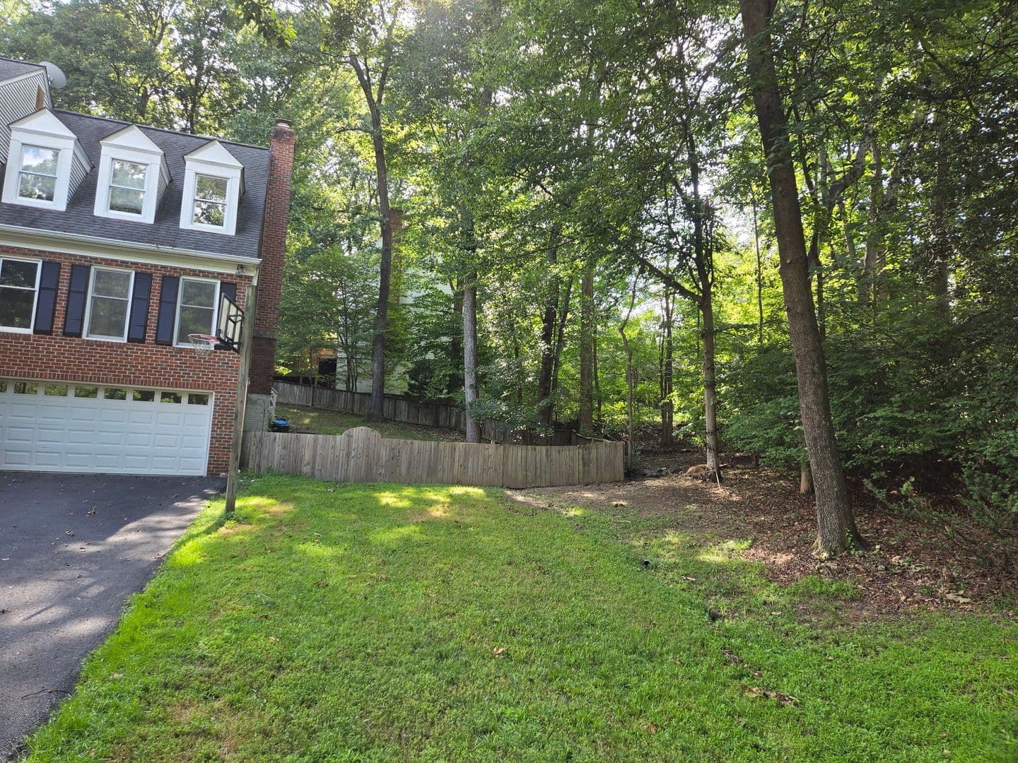 Woodbridge House: 4407 Marquis Pl