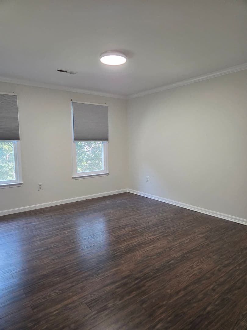 Woodbridge House: 4407 Marquis Pl
