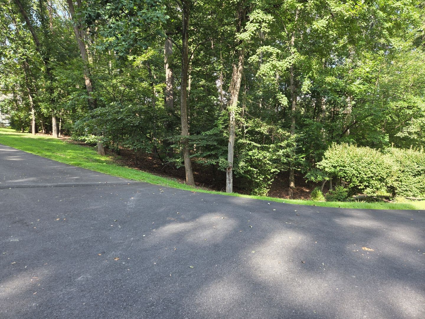 Woodbridge House: 4407 Marquis Pl