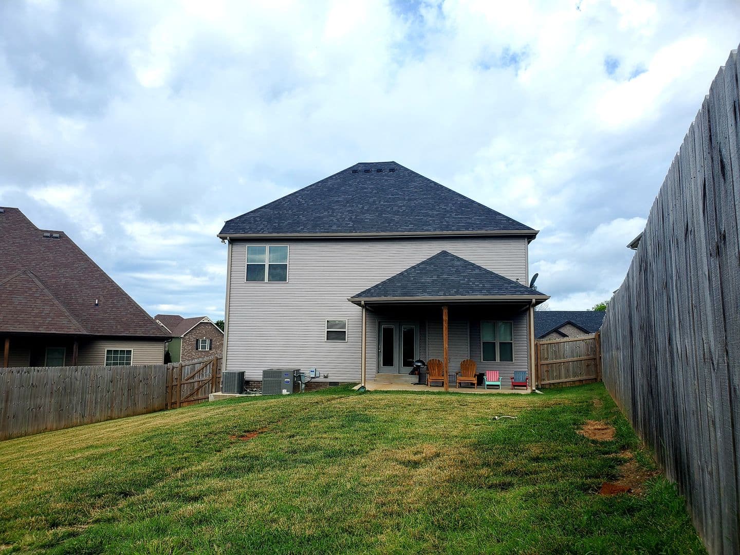 Clarksville House: 2015 Dorsey Court