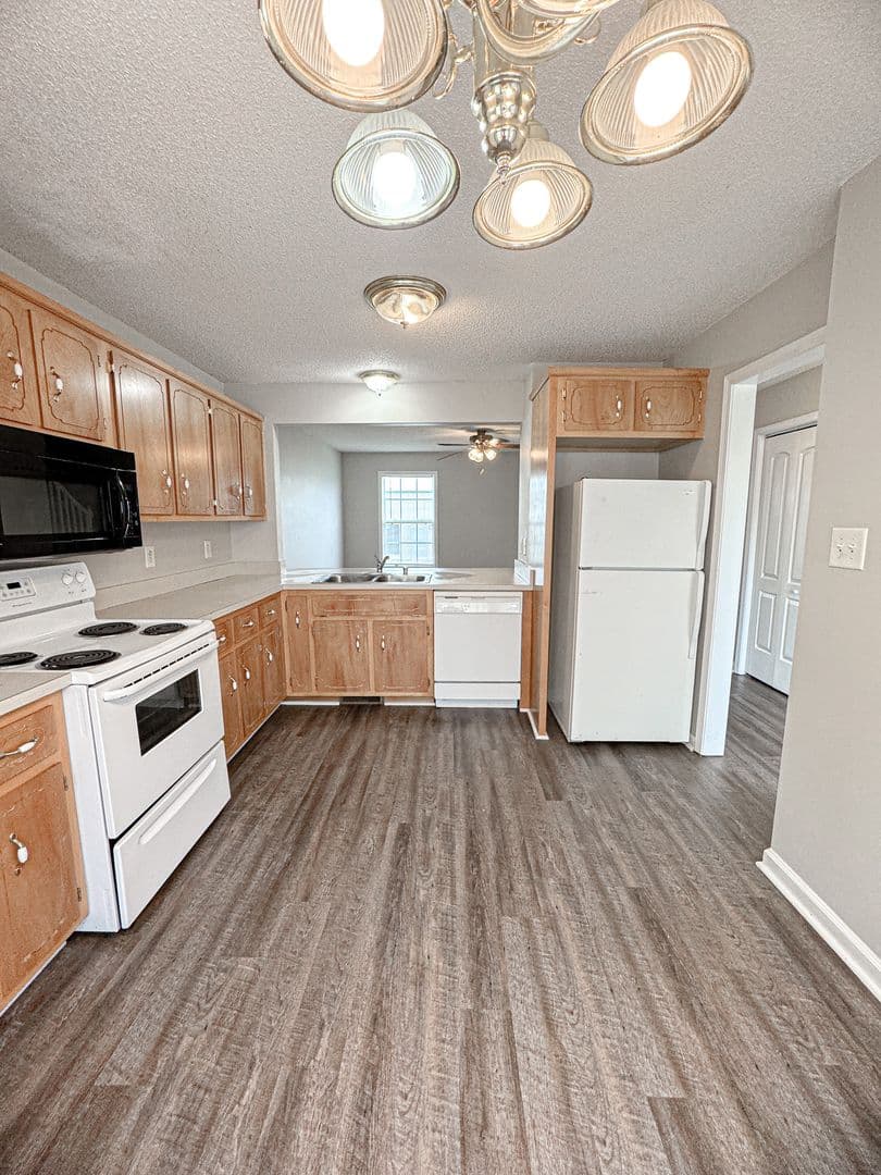 Oak Grove Townhome: 205 Tree Line Dr