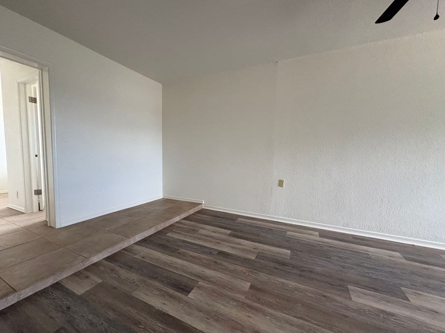 El Paso House: 4900 Debeers Dr.