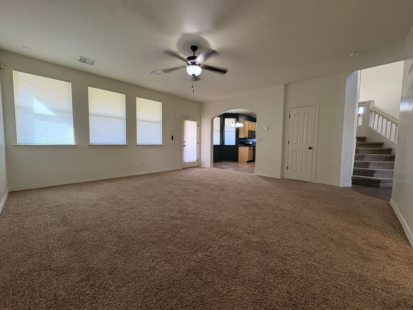 El Paso House: 12220 Branell Ln.