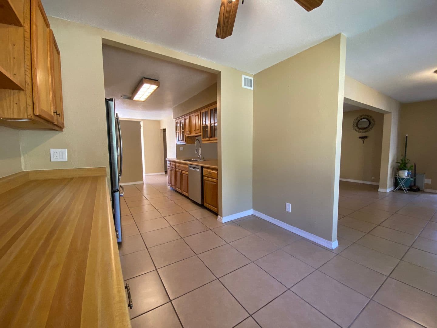 El Paso House: 783 De Leon Dr.