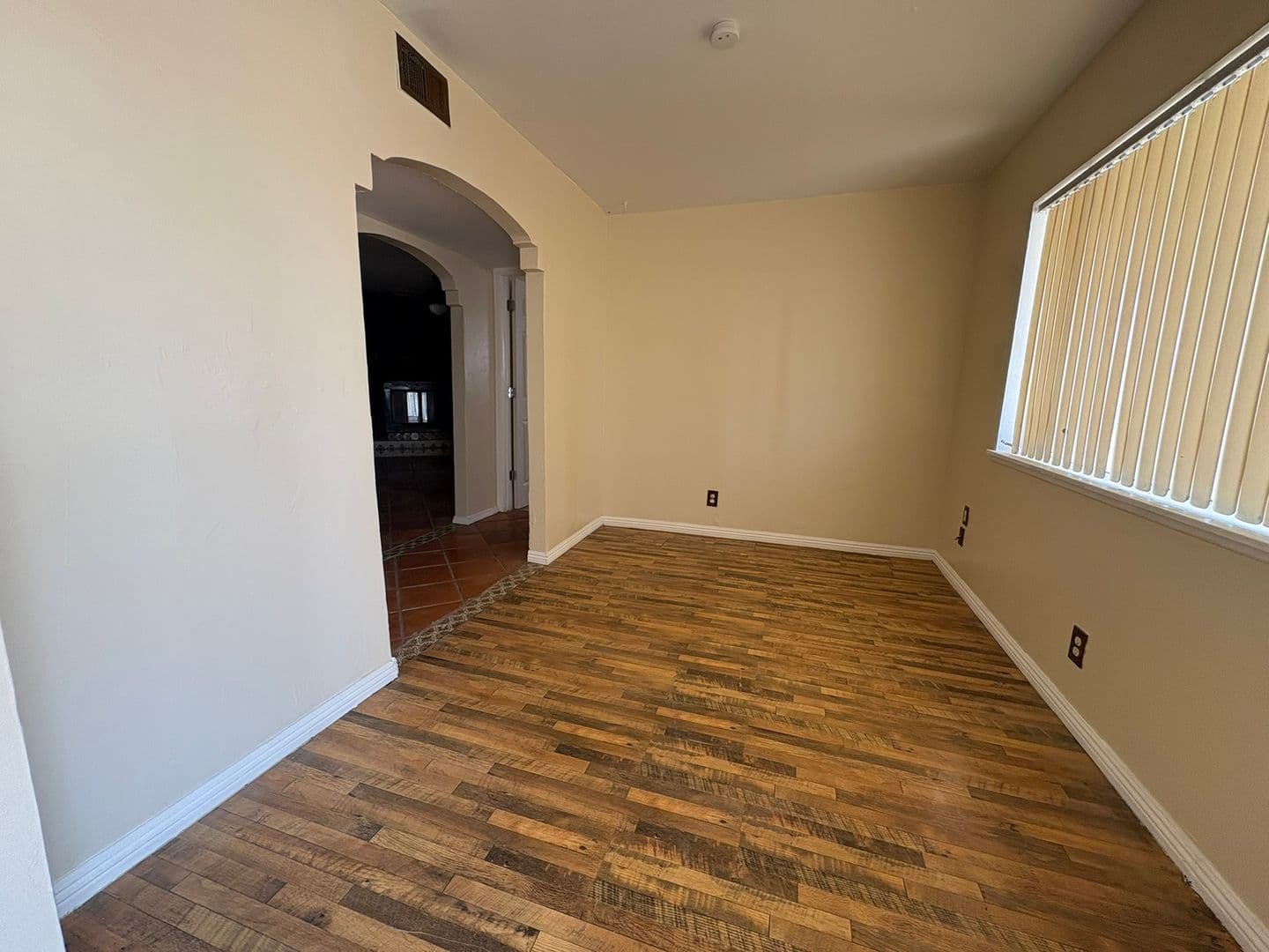El Paso House: 10309 Shoshone St.