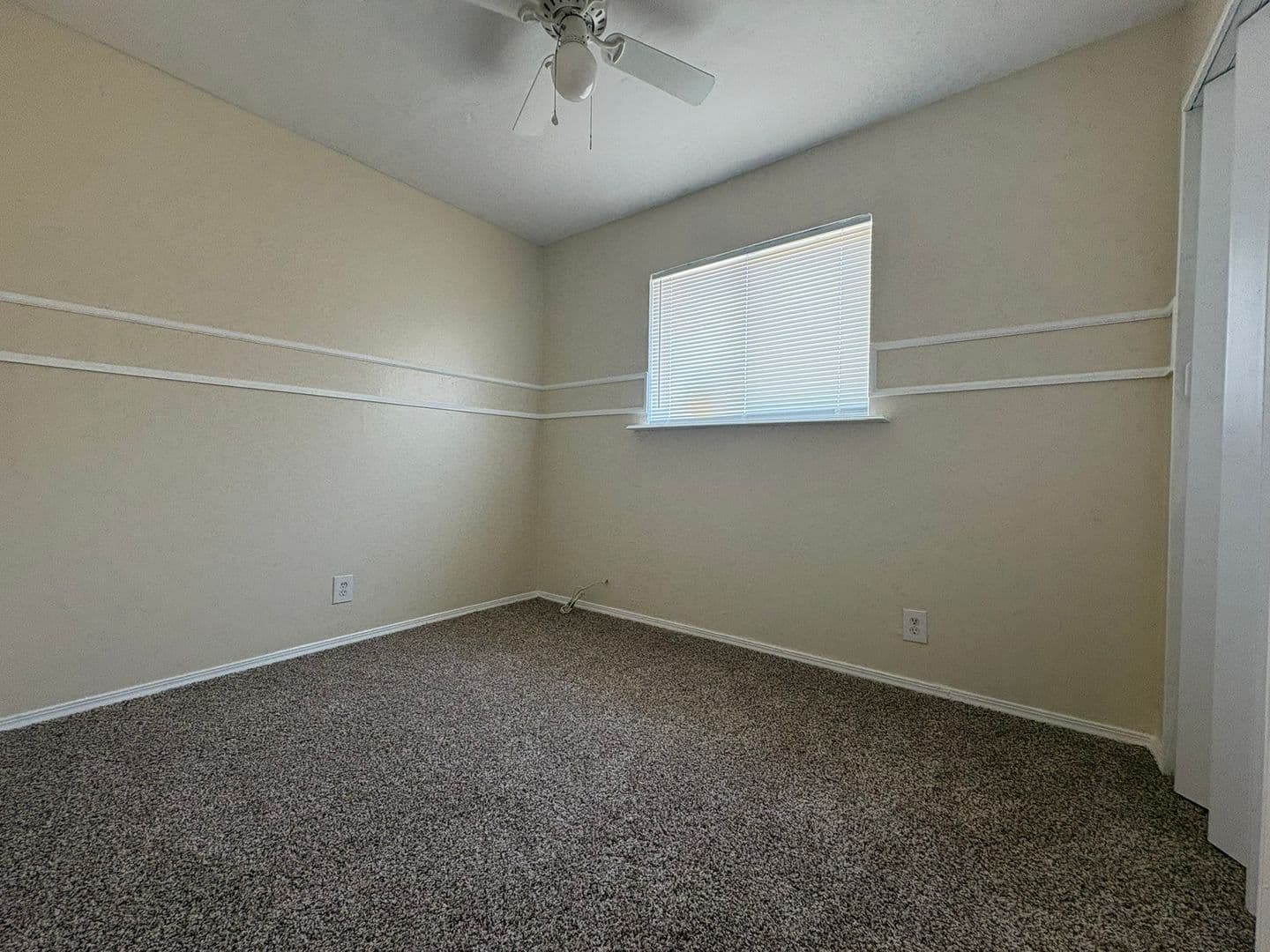 El Paso House: 10309 Shoshone St.