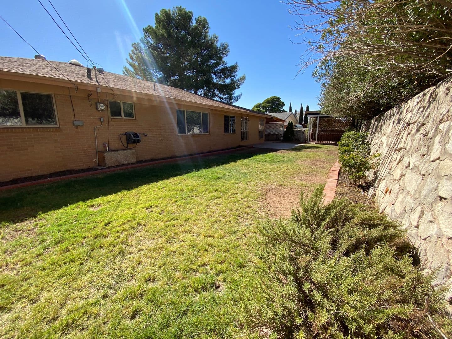 El Paso House: 783 De Leon Dr.