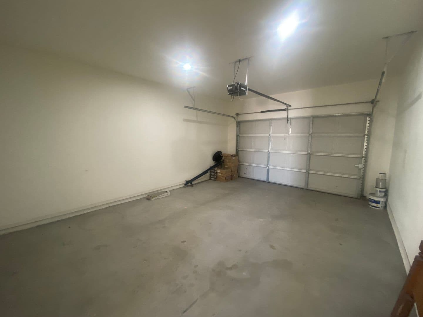 Horizon City House: 14429 Teichelkamp Dr.