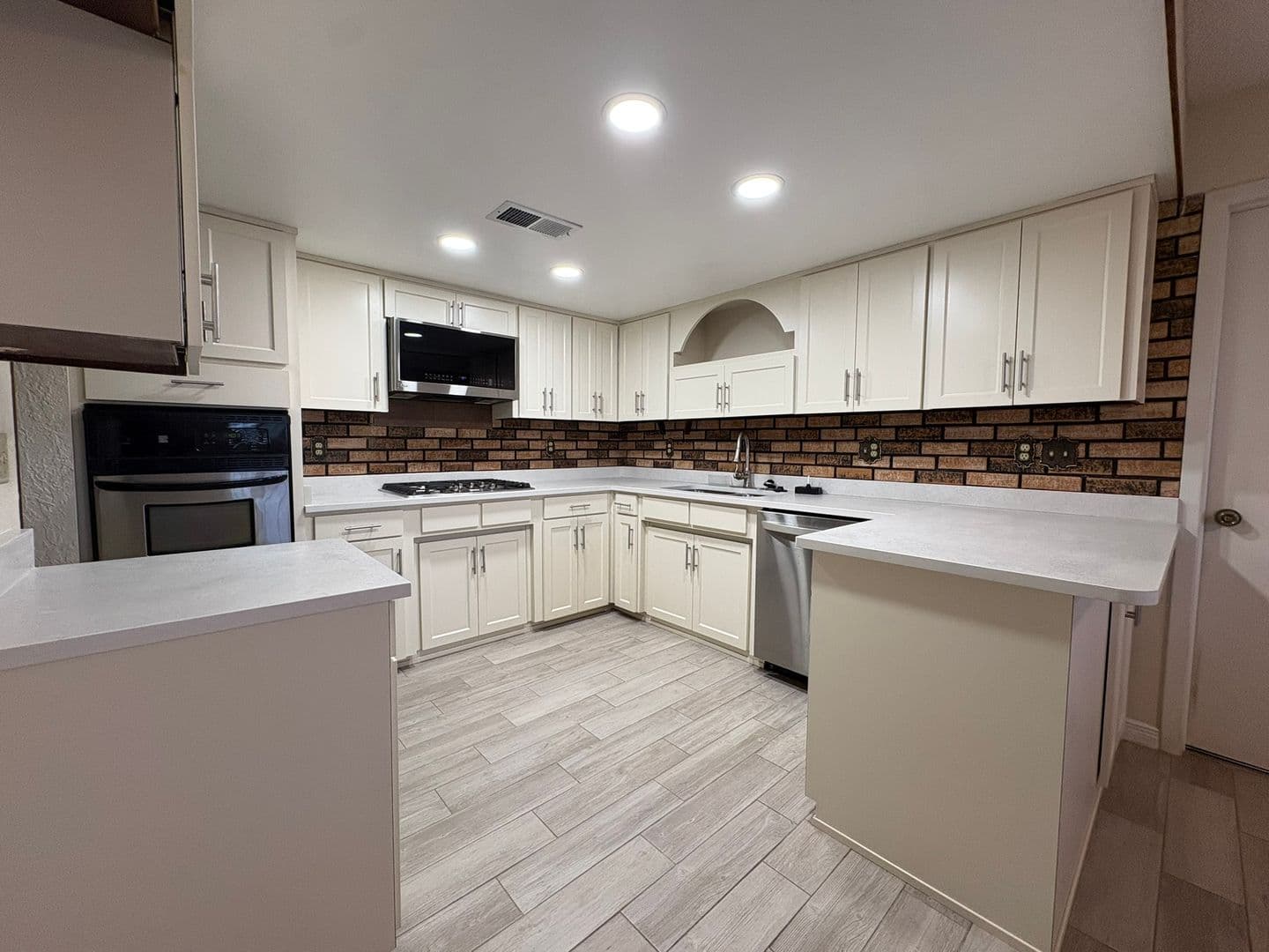 El Paso House: 304 La Sombra Way