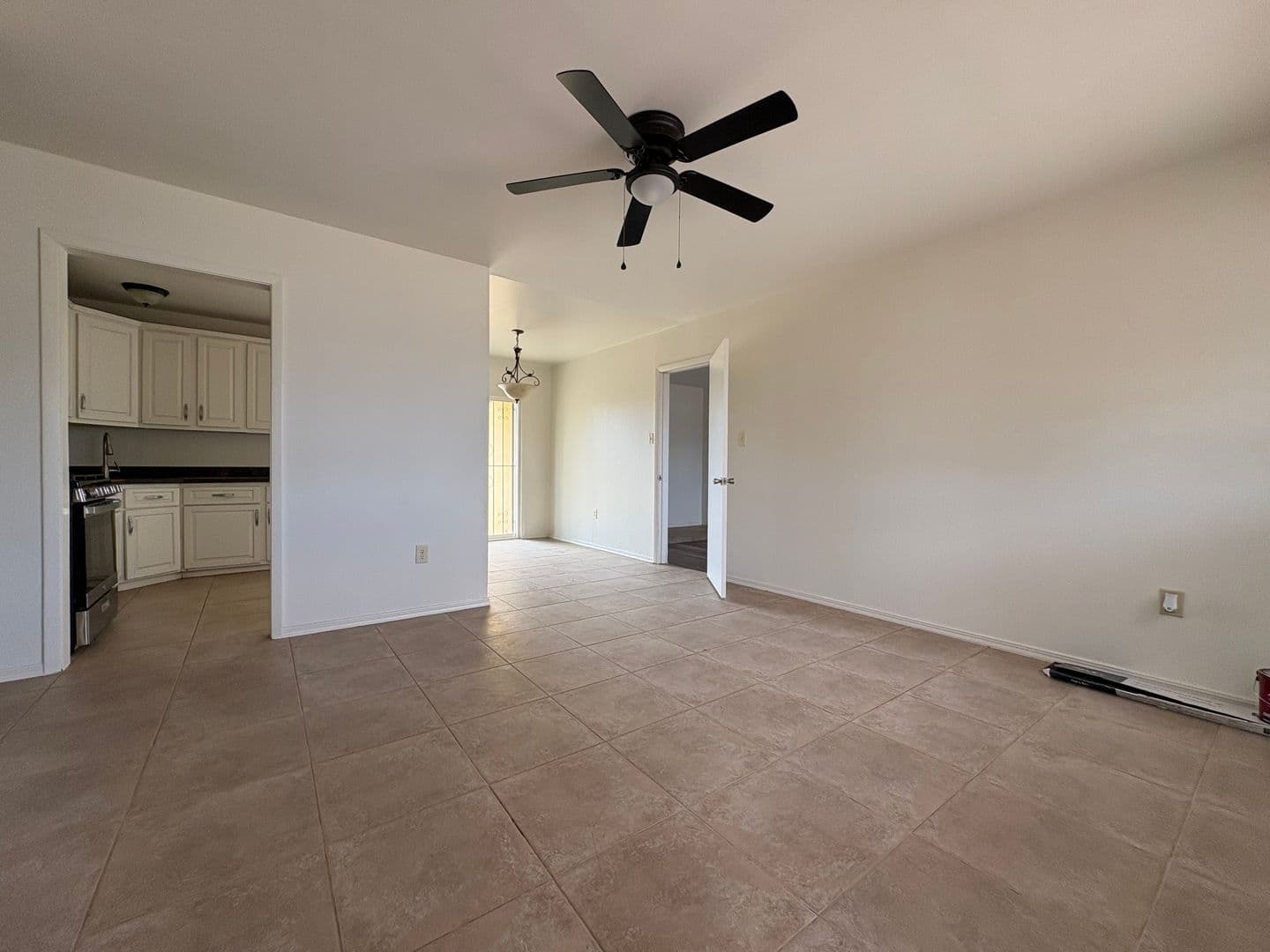 El Paso House: 4900 Debeers Dr.