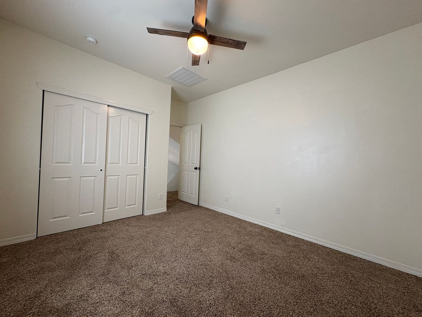 El Paso House: 12220 Branell Ln.