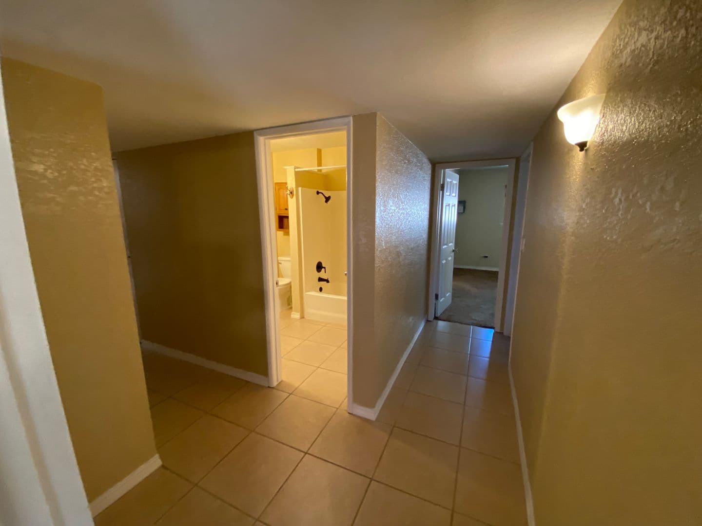 El Paso House: 783 De Leon Dr.