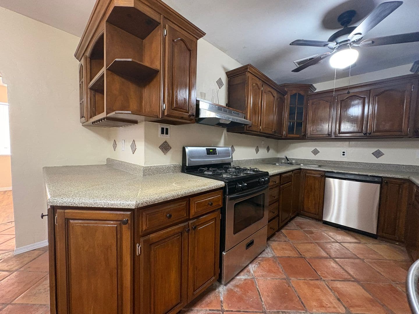 El Paso House: 10309 Shoshone St.
