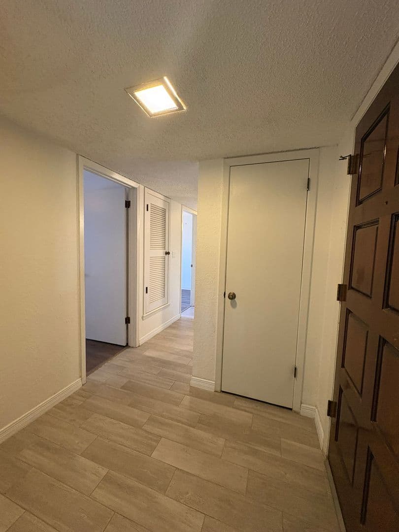 El Paso House: 304 La Sombra Way