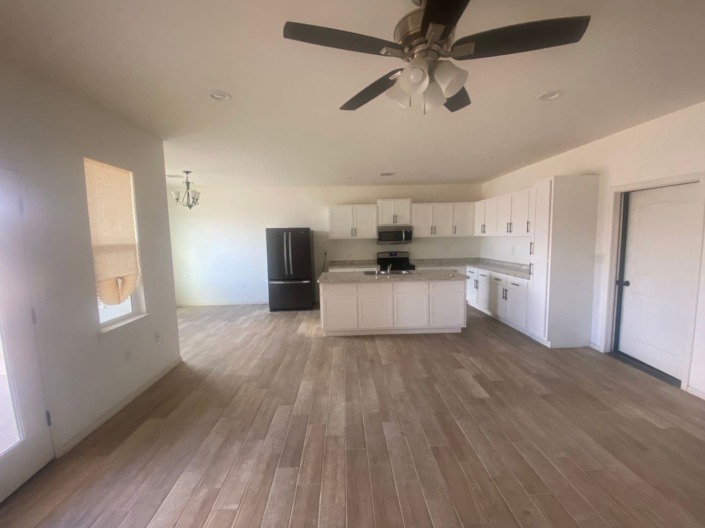 Horizon City House: 14429 Teichelkamp Dr.