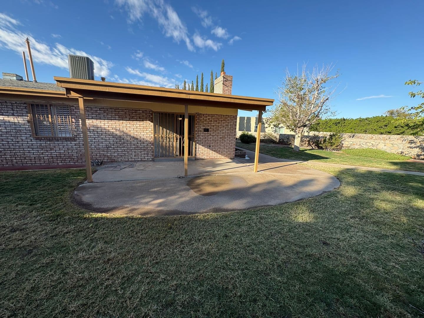 El Paso House: 304 La Sombra Way