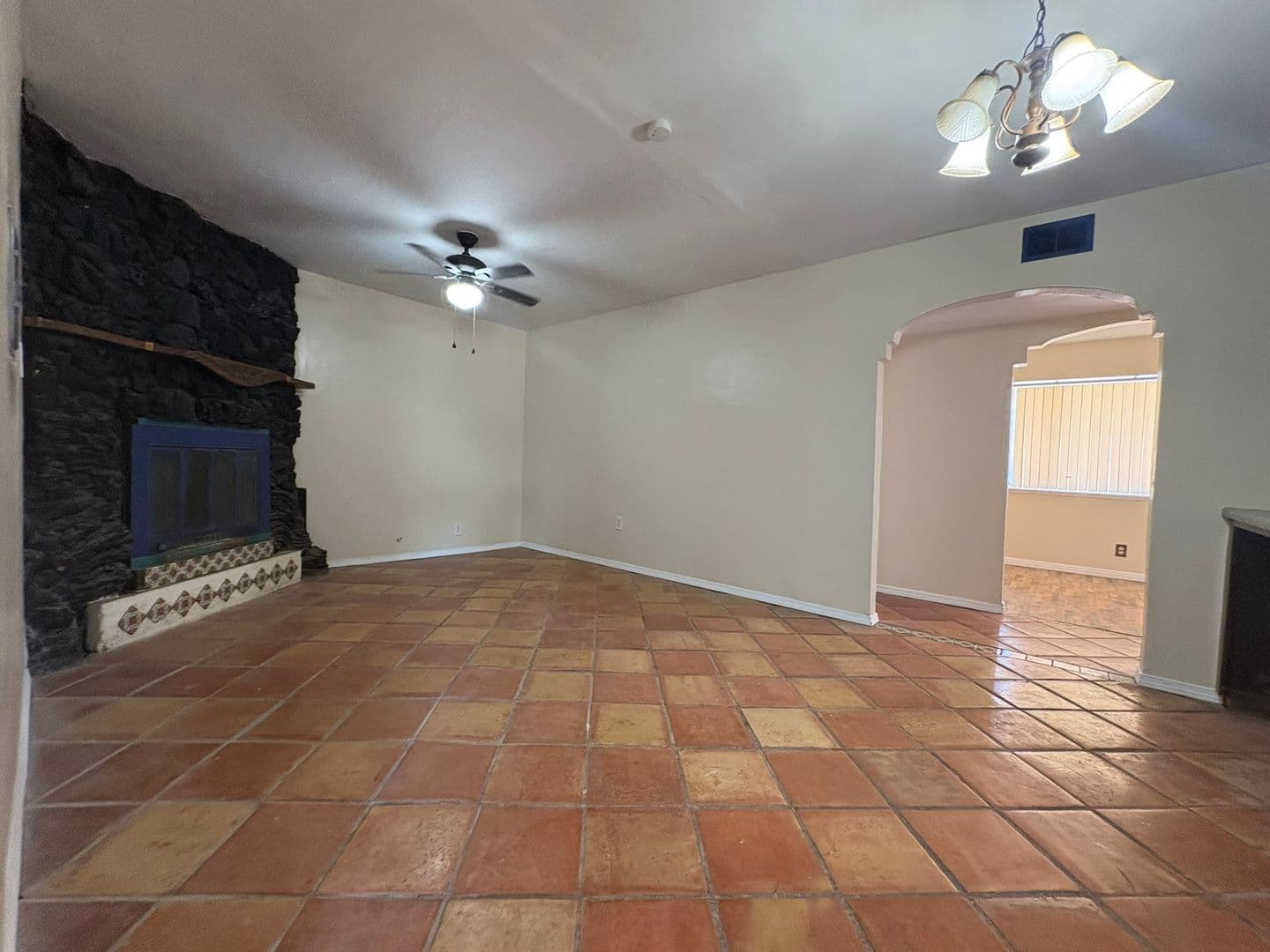 El Paso House: 10309 Shoshone St.
