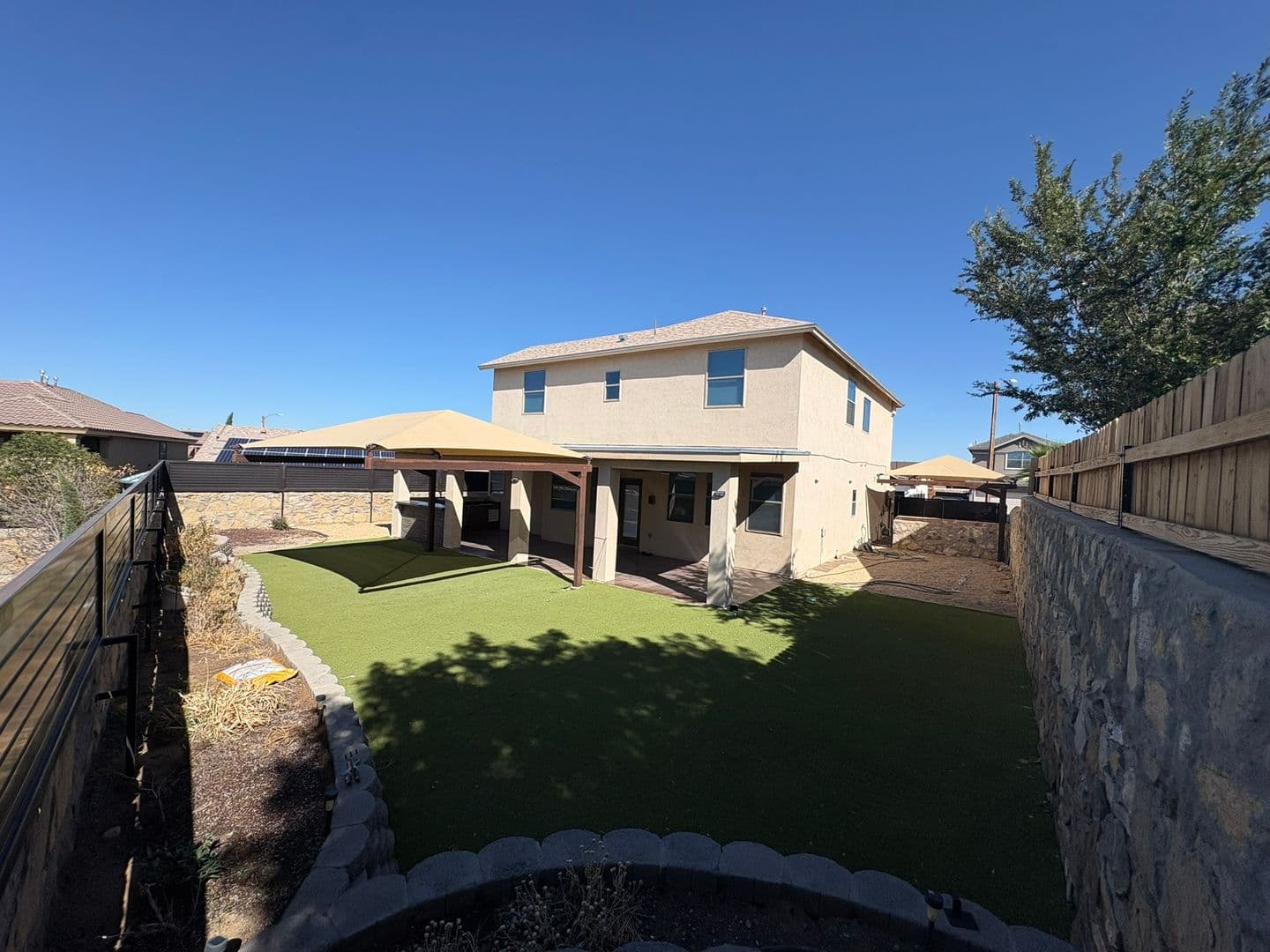 El Paso House: 12220 Branell Ln.