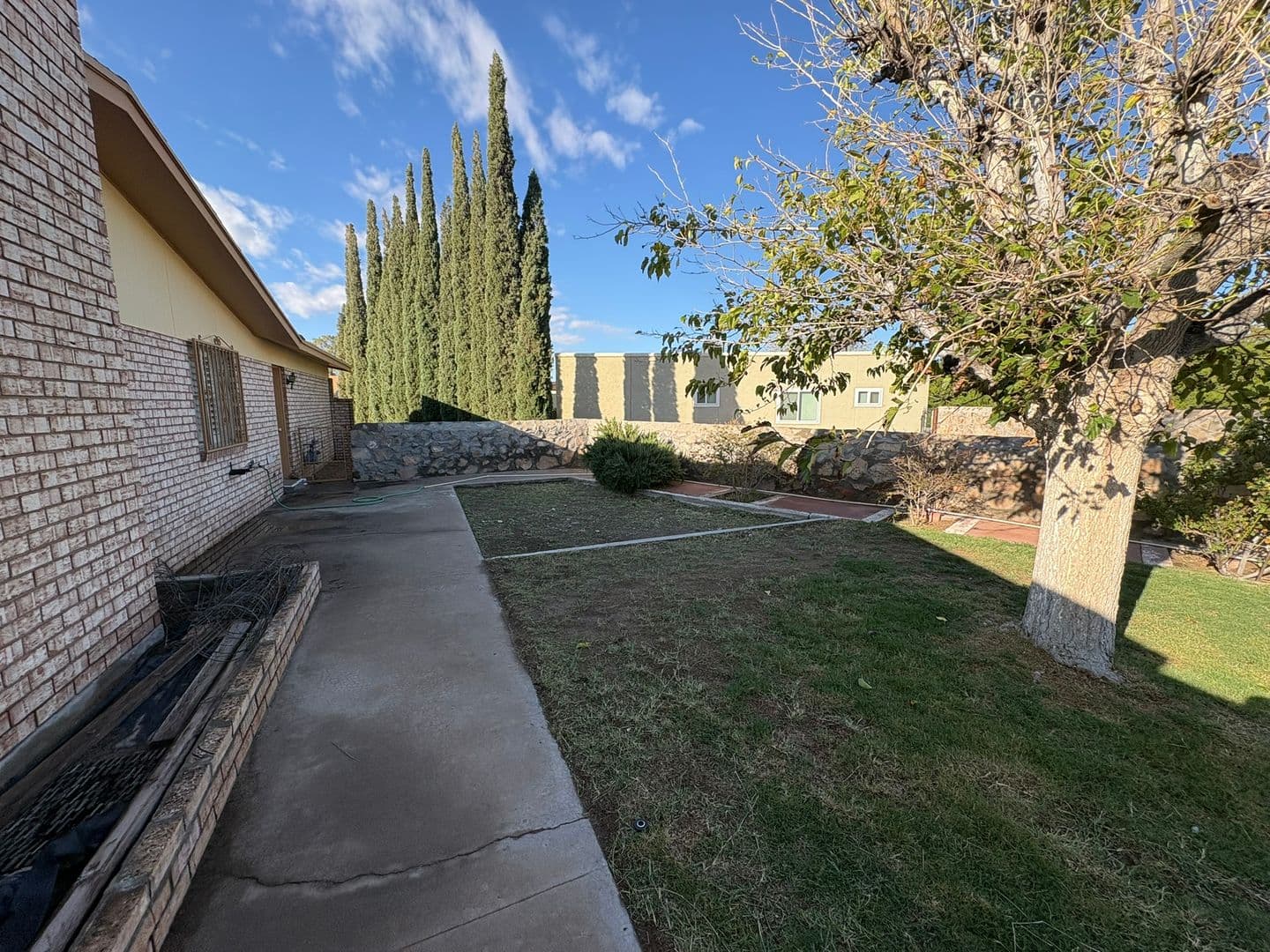 El Paso House: 304 La Sombra Way
