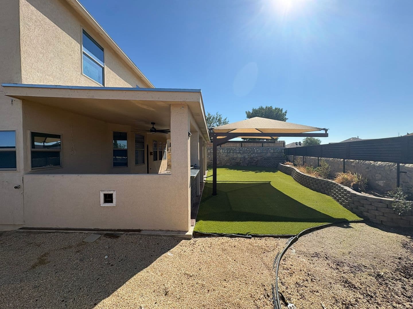 El Paso House: 12220 Branell Ln.