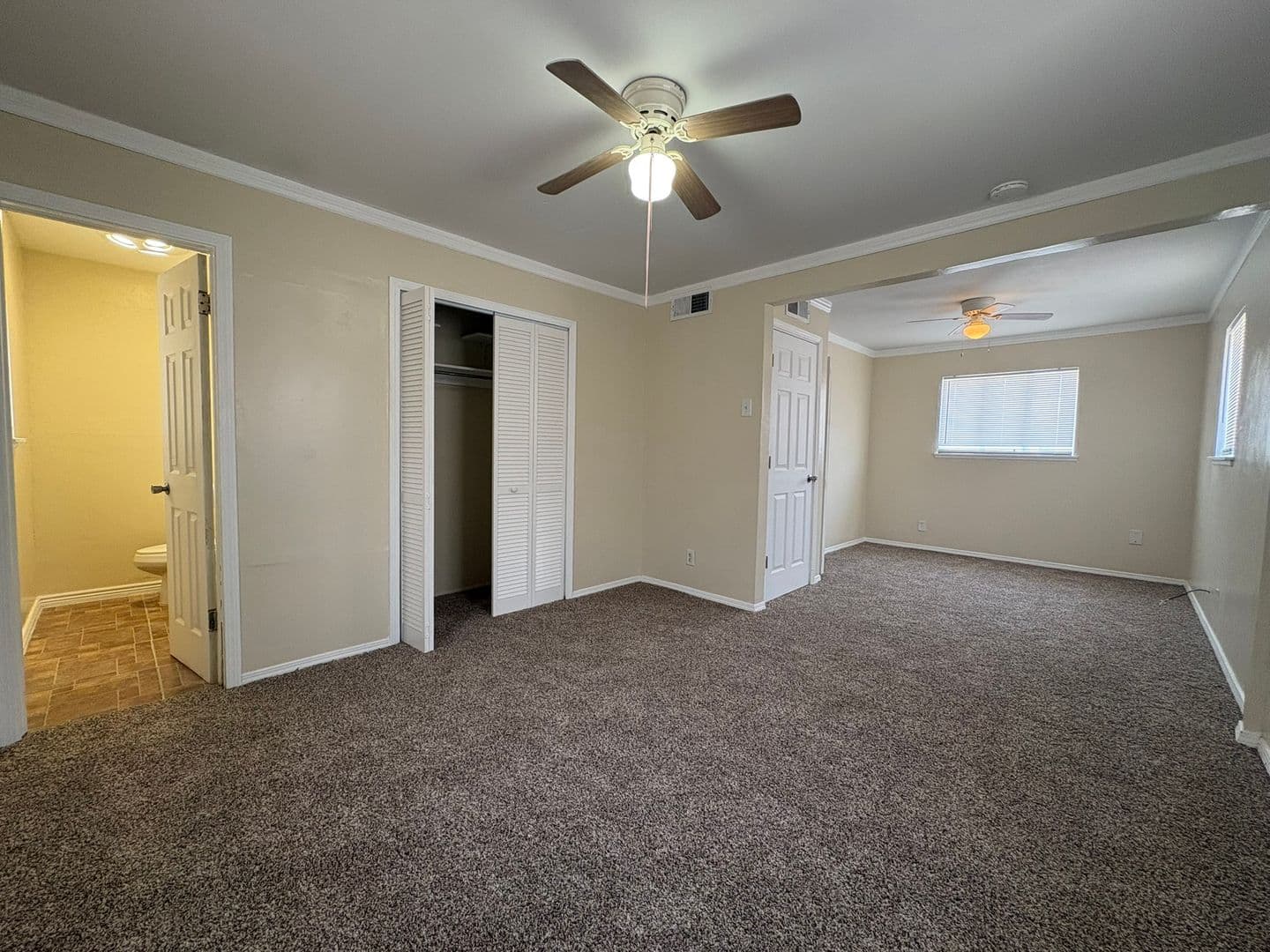 El Paso House: 10309 Shoshone St.