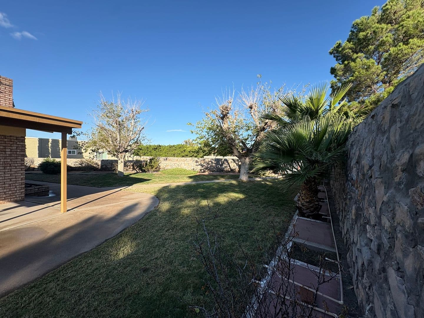 El Paso House: 304 La Sombra Way