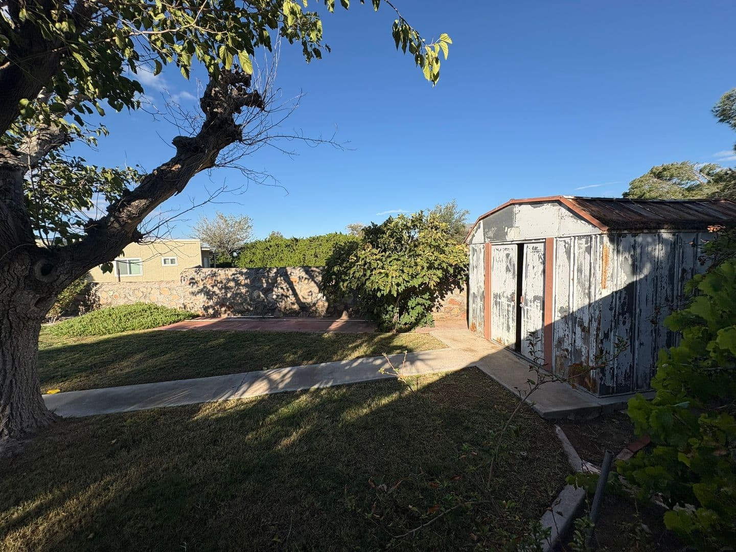 El Paso House: 304 La Sombra Way