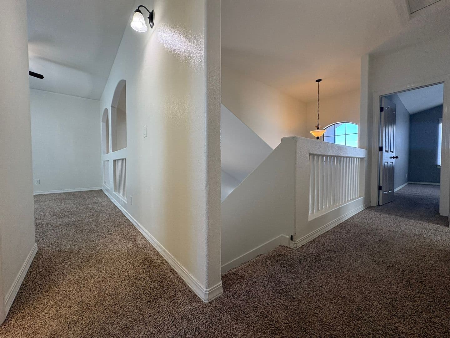 El Paso House: 12220 Branell Ln.
