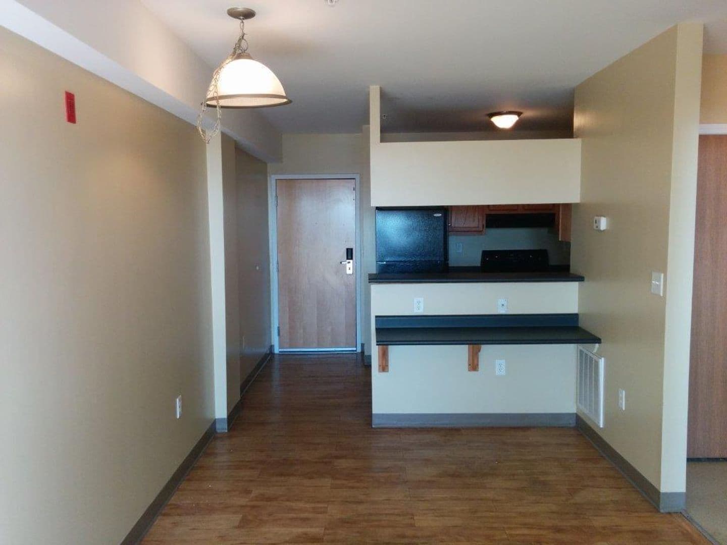 Louisville Apartment: 650 S. 29th St